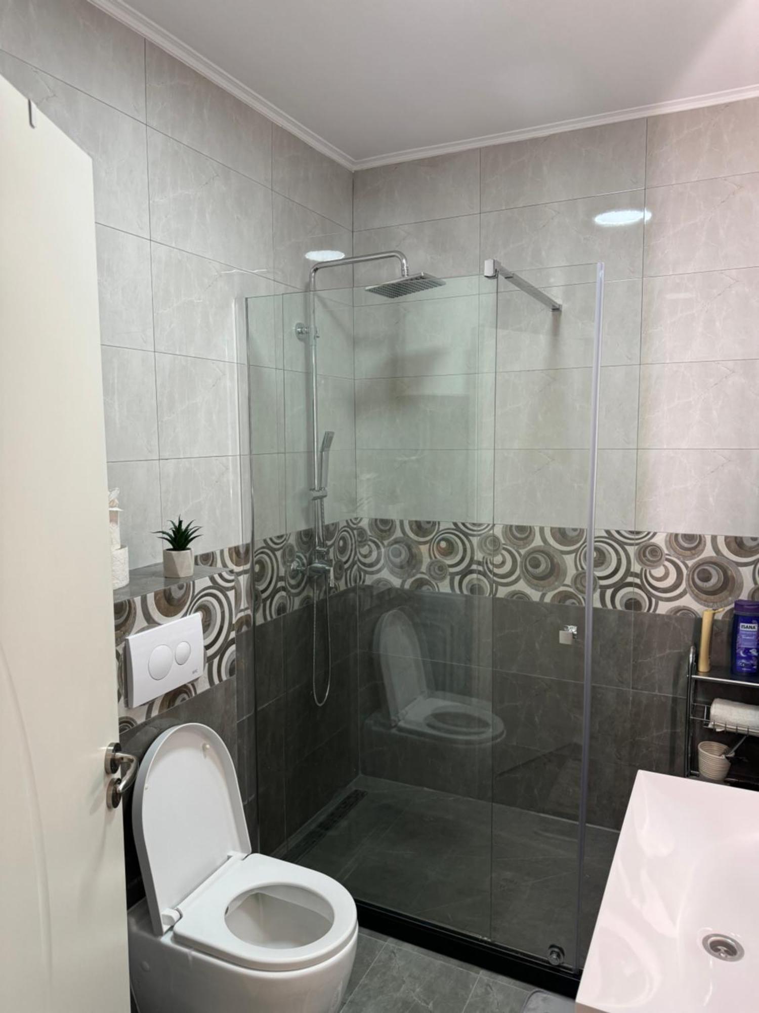 Penthouse Exclusive Apartman Pristina Kültér fotó